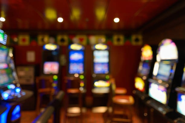 Auto Roulette live dealer interface on link royaltoto